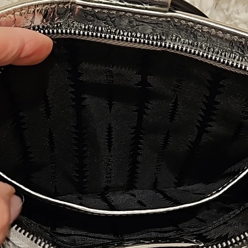 Thacker Crossbody Bag - Picture 12 of 16